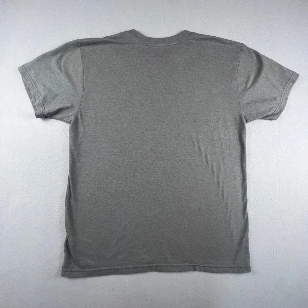 The North Face T-Shirt Mens‎ Large Gray Logo Patch Short Sleeve Gorpcore Casual